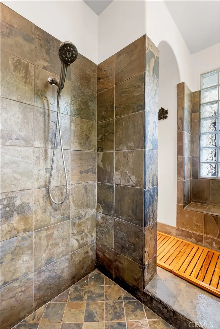 21 Calle Vista Del Sol, San Clemente, California 92673 home-pic-35