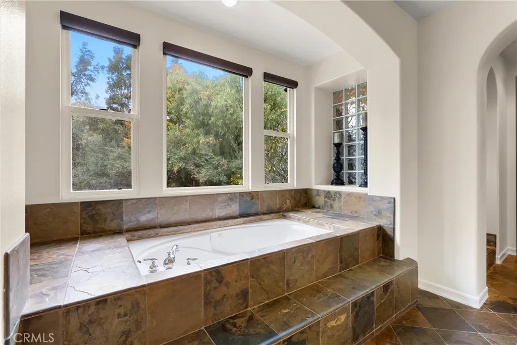 21 Calle Vista Del Sol, San Clemente, California 92673 home-pic-32