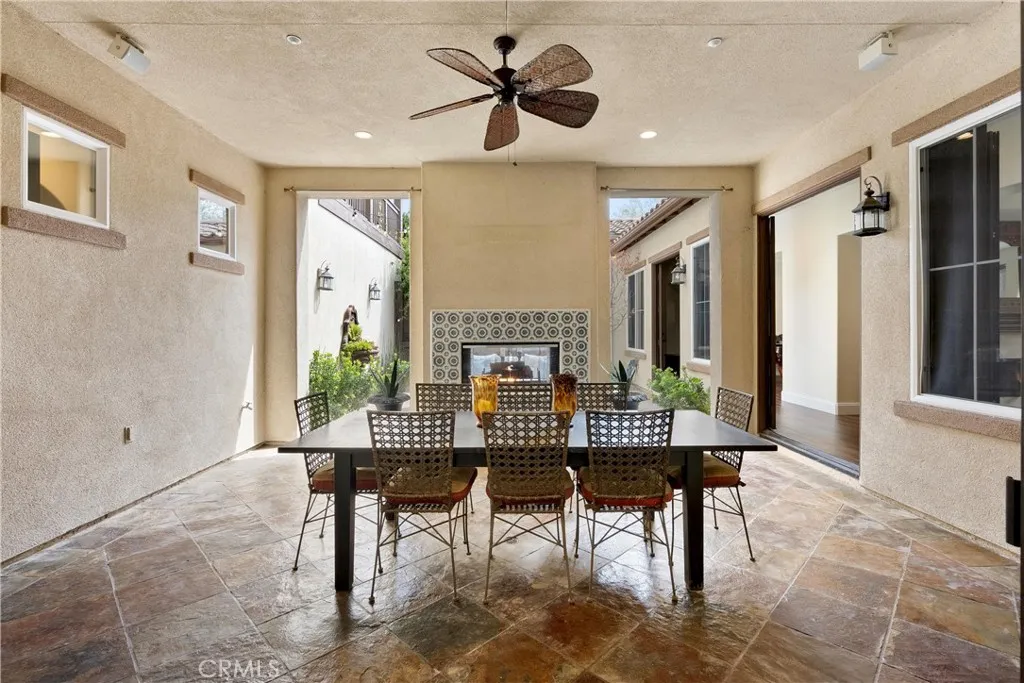 21 Calle Vista Del Sol, San Clemente, California 92673 home-pic-53