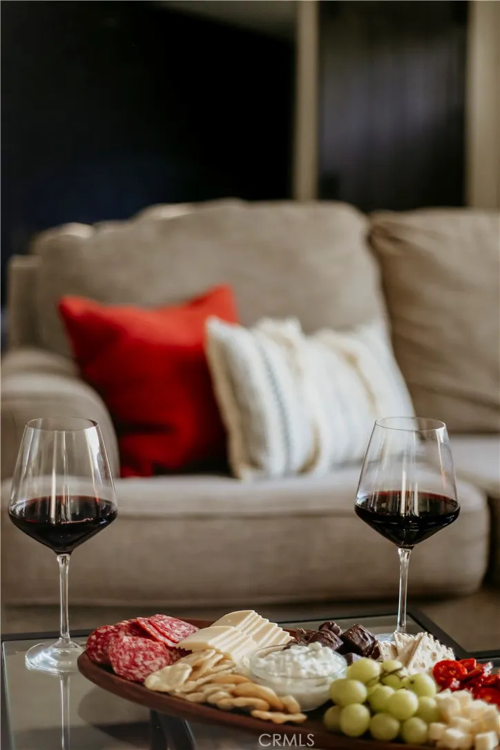 39220 Gray Squirrel Road, Temecula, California 92592 home-pic-9