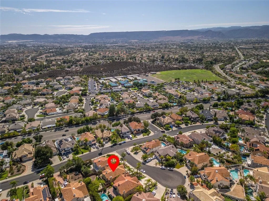 36038 Ravello Court, Murrieta, California 92562 home-pic-45