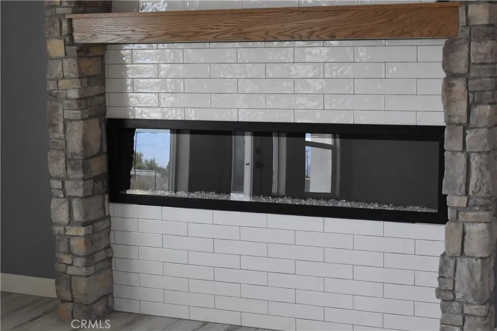 16944 Pauhaska Road, Apple Valley, California 92307 home-pic-22