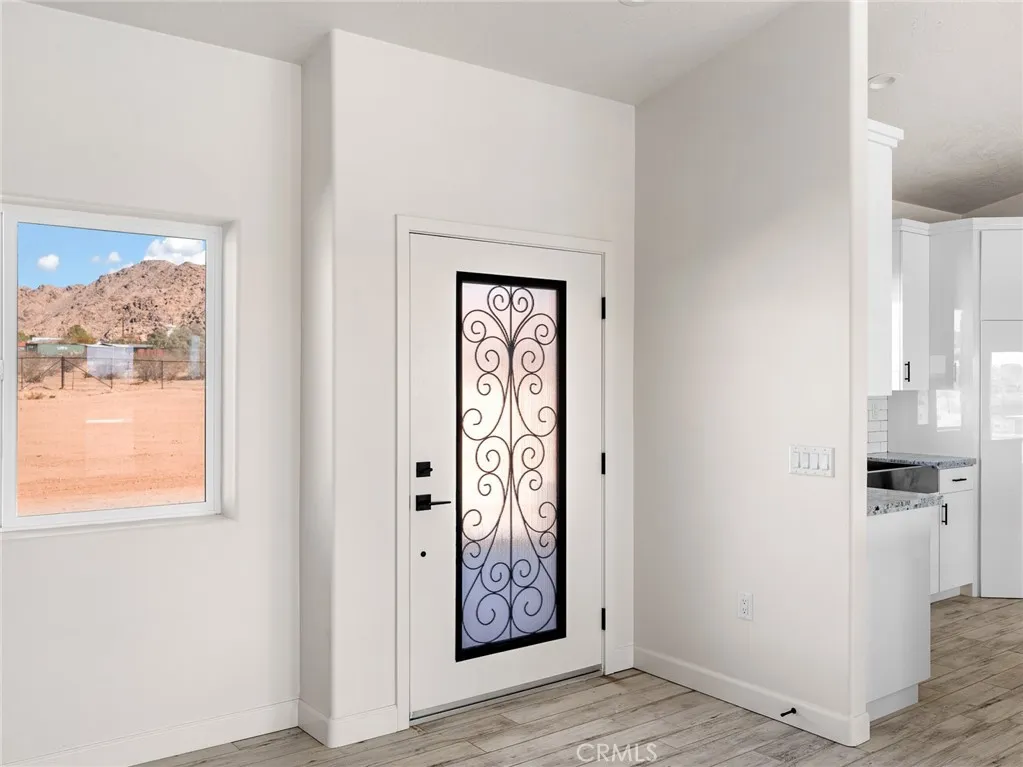 16944 Pauhaska Road, Apple Valley, California 92307 home-pic-58