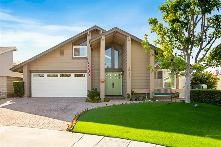 20251 Lighthouse Lane, Huntington Beach, California 92646