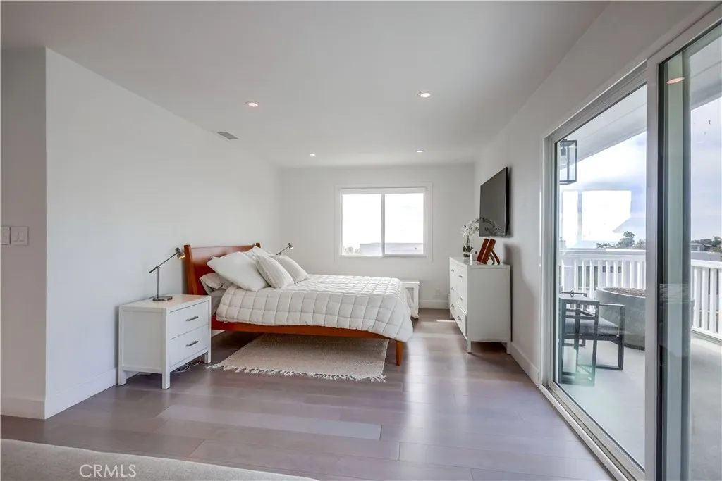 605 E Avenida San Juan, San Clemente, California 92672 home-pic-24