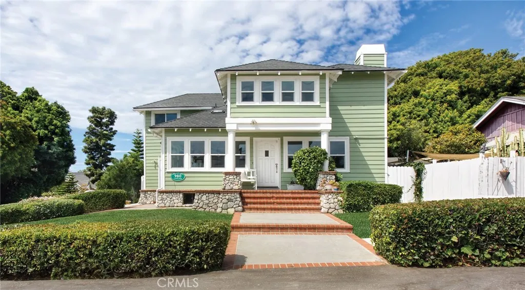 980 Catalina, Laguna Beach, California 92651 home-pic-1