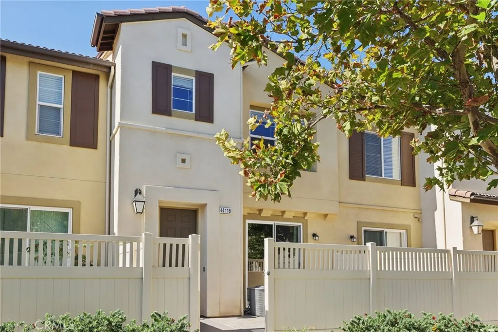 44118 Calle Luz, Temecula, California 92592 home-pic-1