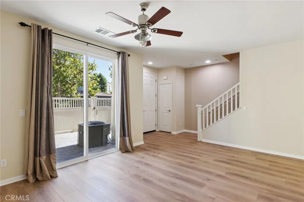 44118 Calle Luz, Temecula, California 92592 home-pic-5