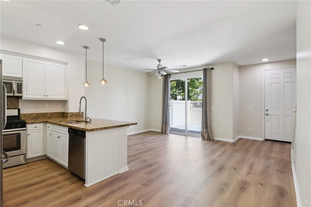 44118 Calle Luz, Temecula, California 92592 home-pic-6
