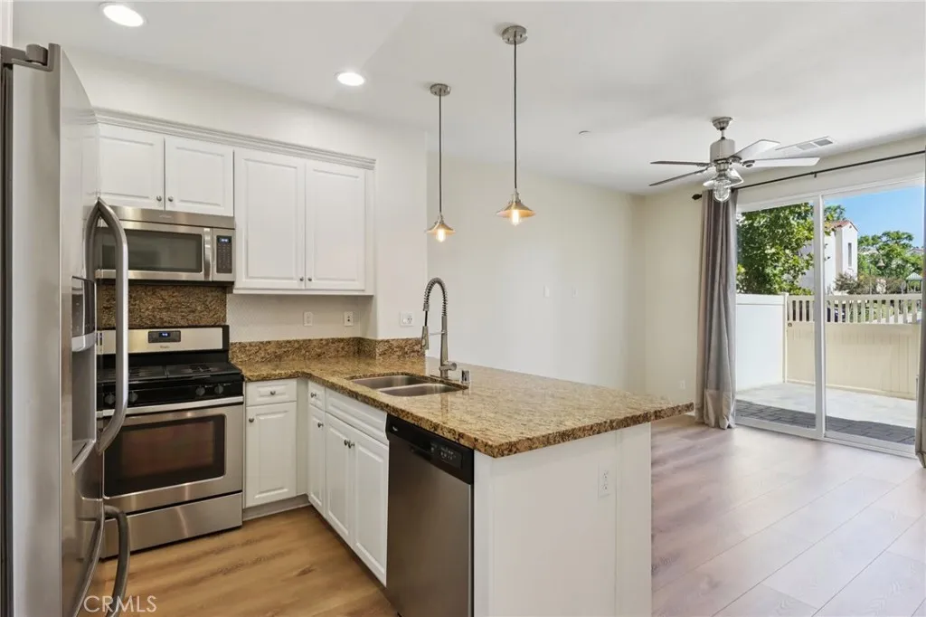 44118 Calle Luz, Temecula, California 92592 home-pic-7