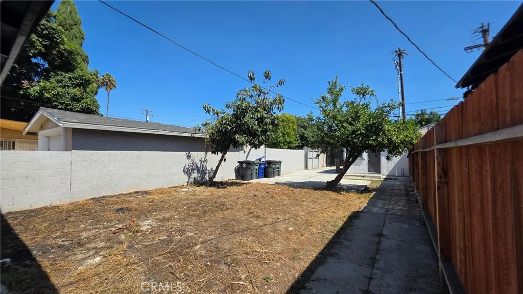 7114 7116 Miramonte Blvd, Los Angeles, California 90001 home-pic-15