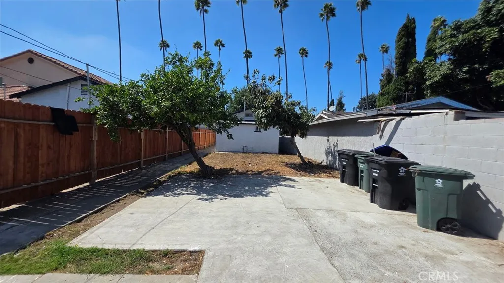 7114 7116 Miramonte Blvd, Los Angeles, California 90001 home-pic-8