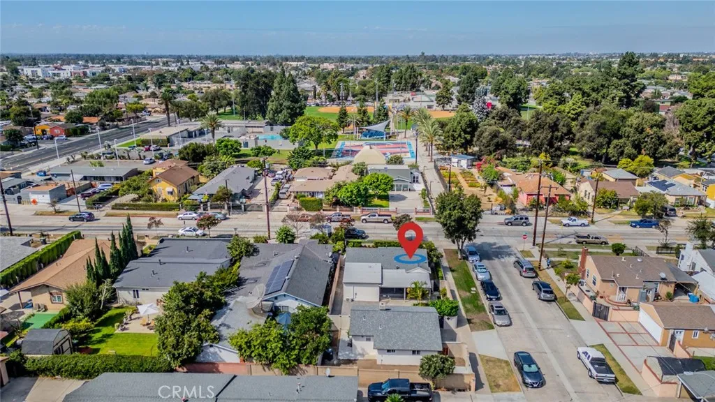 825 N Raitt Street, Santa Ana, California 92703 home-pic-46