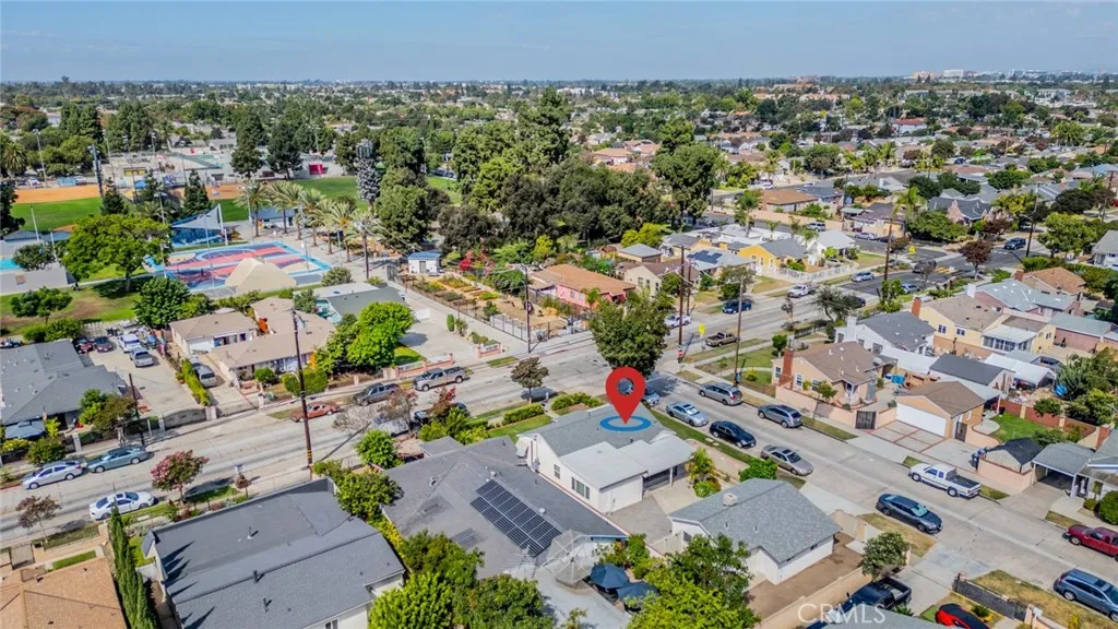 825 N Raitt Street, Santa Ana, California 92703 home-pic-47