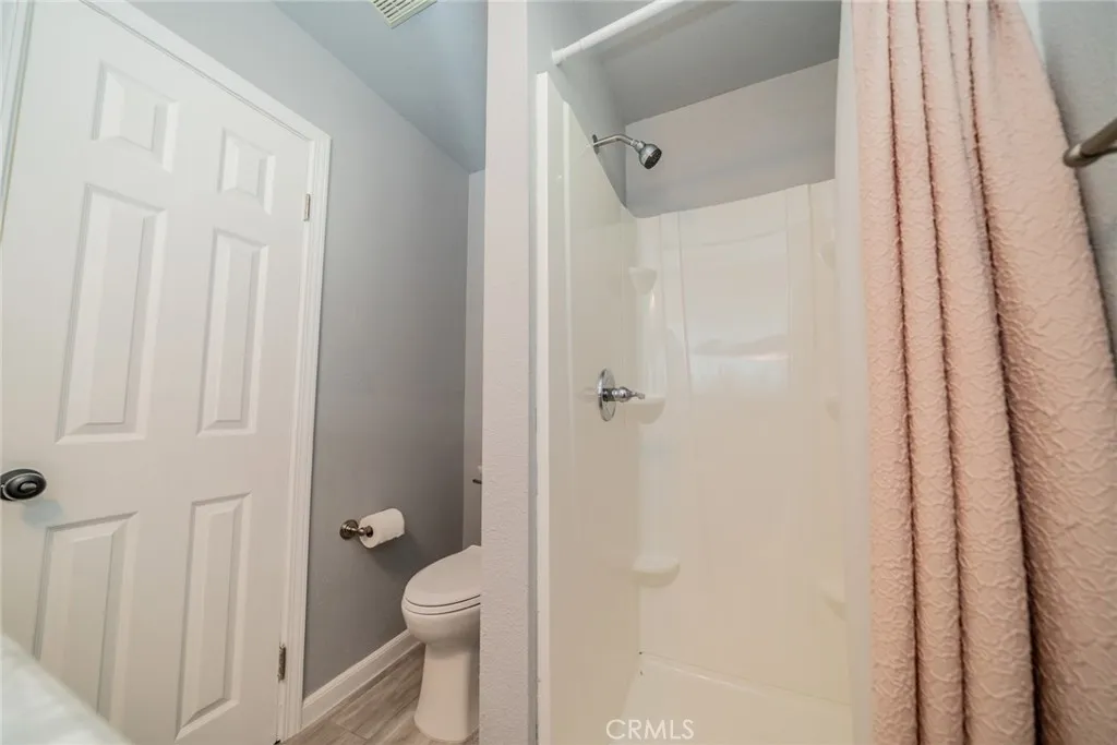 825 N Raitt Street, Santa Ana, California 92703 home-pic-41
