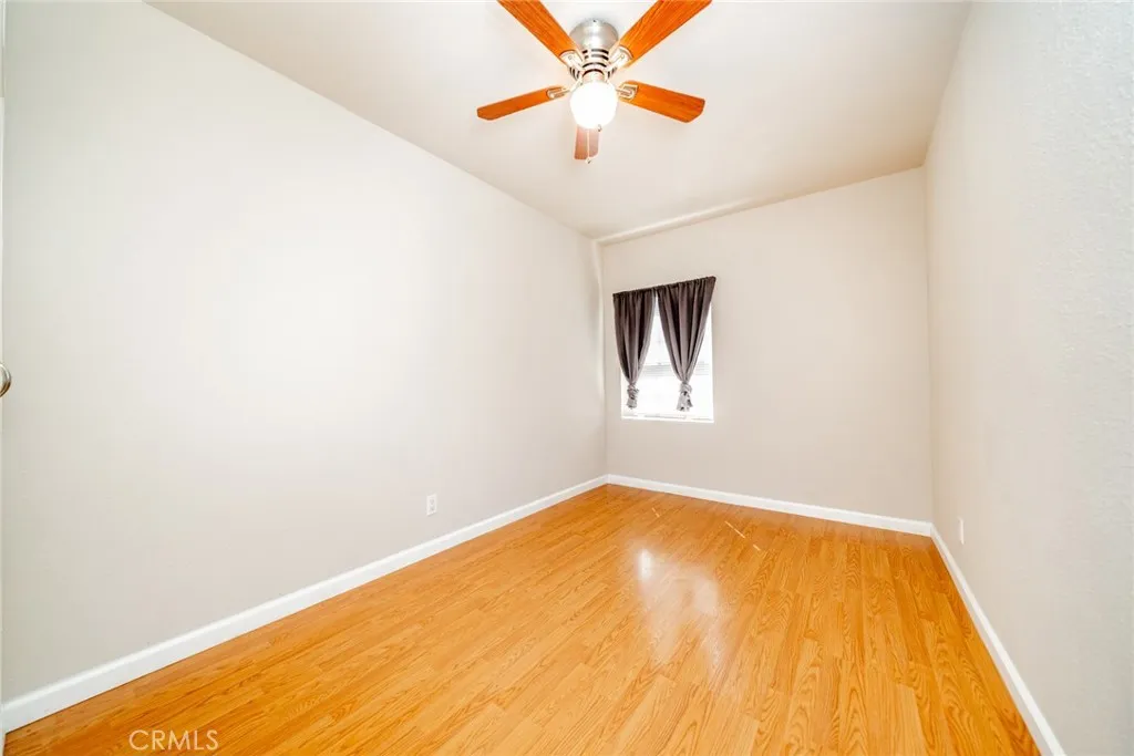 825 N Raitt Street, Santa Ana, California 92703 home-pic-20