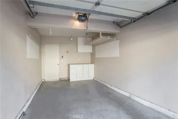 Garage is great size
