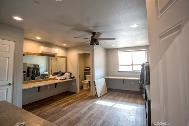 Wedding Party Suite 2