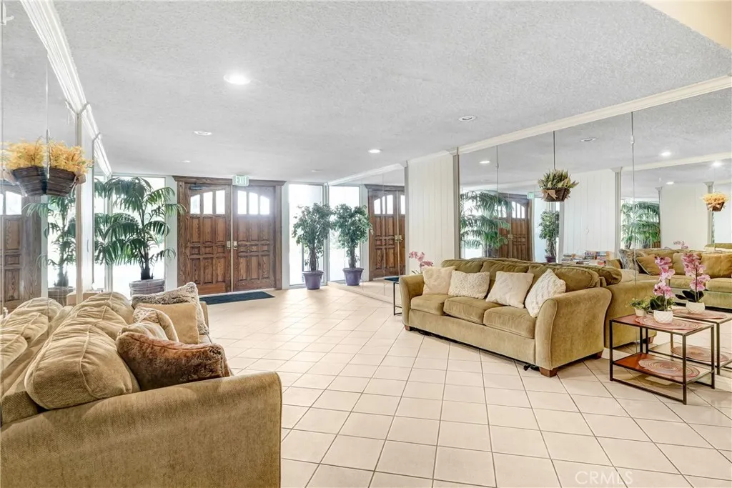 6150 6150 Buckingham, Culver City, California 90230 home-pic-13