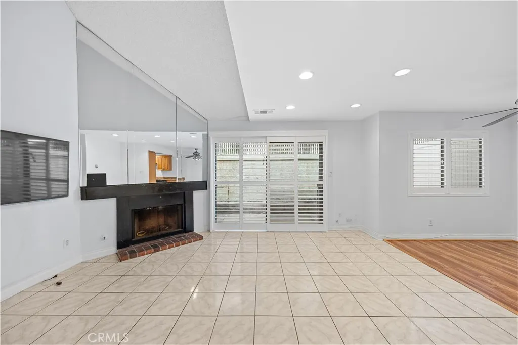 5577 Pioneer 5, Whittier, California 90601 home-pic-5