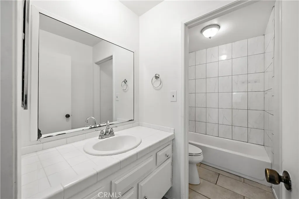 5577 Pioneer 5, Whittier, California 90601 home-pic-20