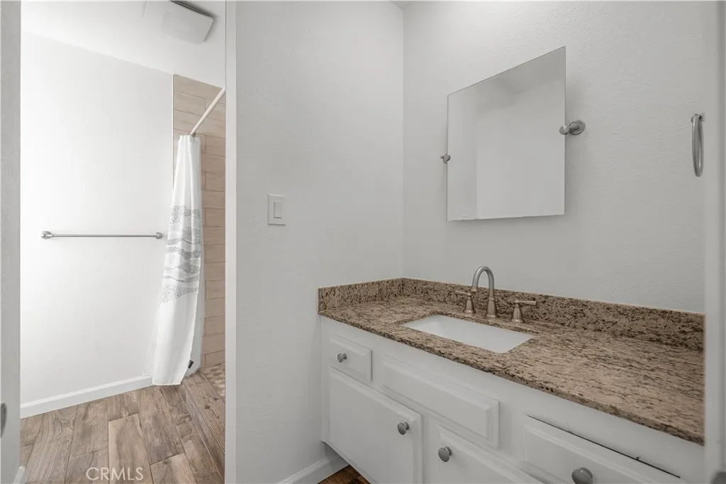 5577 Pioneer 5, Whittier, California 90601 home-pic-26