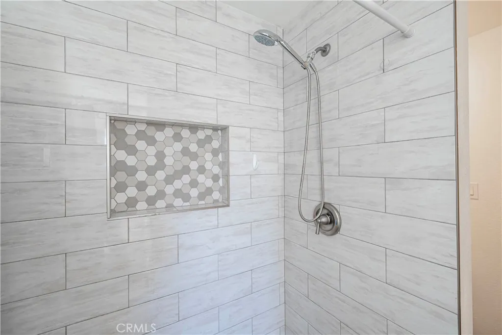 5577 Pioneer 5, Whittier, California 90601 home-pic-27