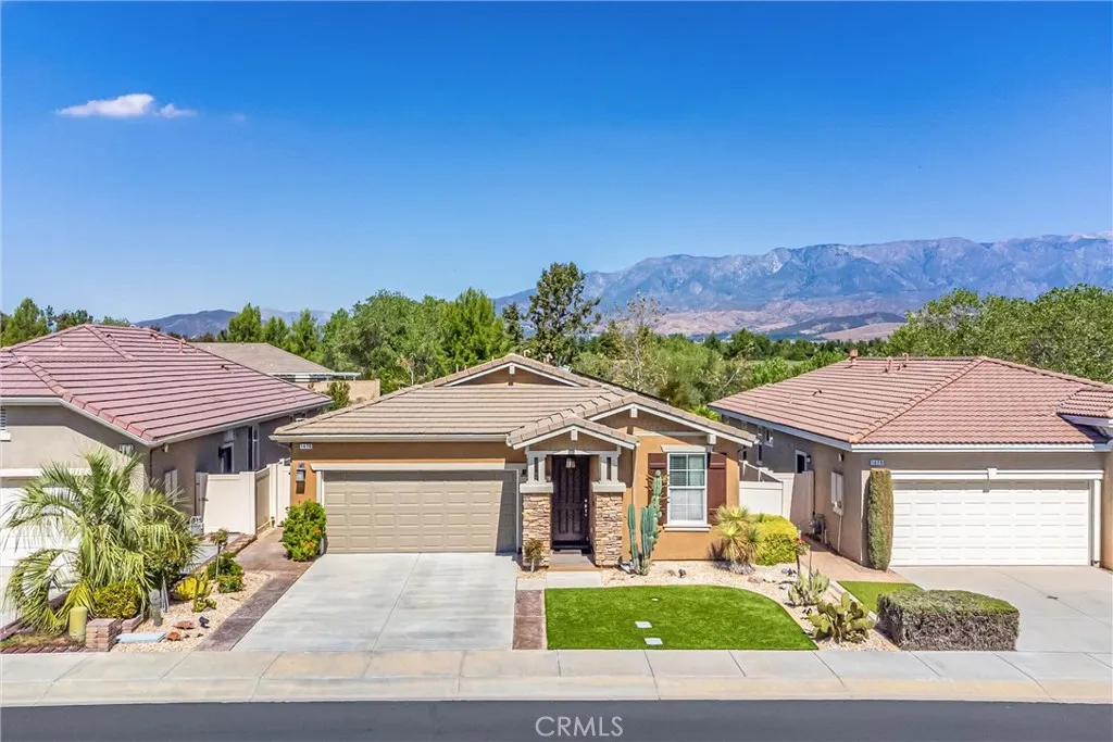 1476 Signal Peak, Beaumont, California 92223 home-pic-28