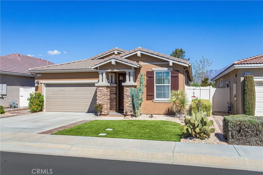 1476 Signal Peak, Beaumont, California 92223 home-pic-1