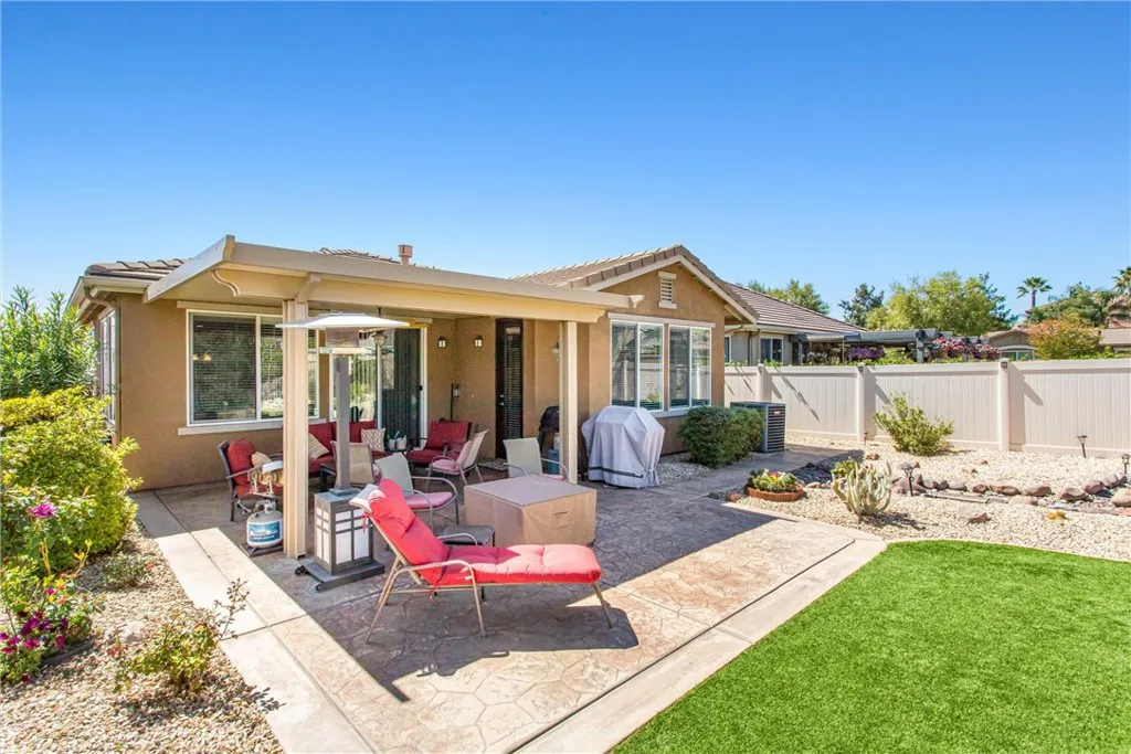 1476 Signal Peak, Beaumont, California 92223 home-pic-24