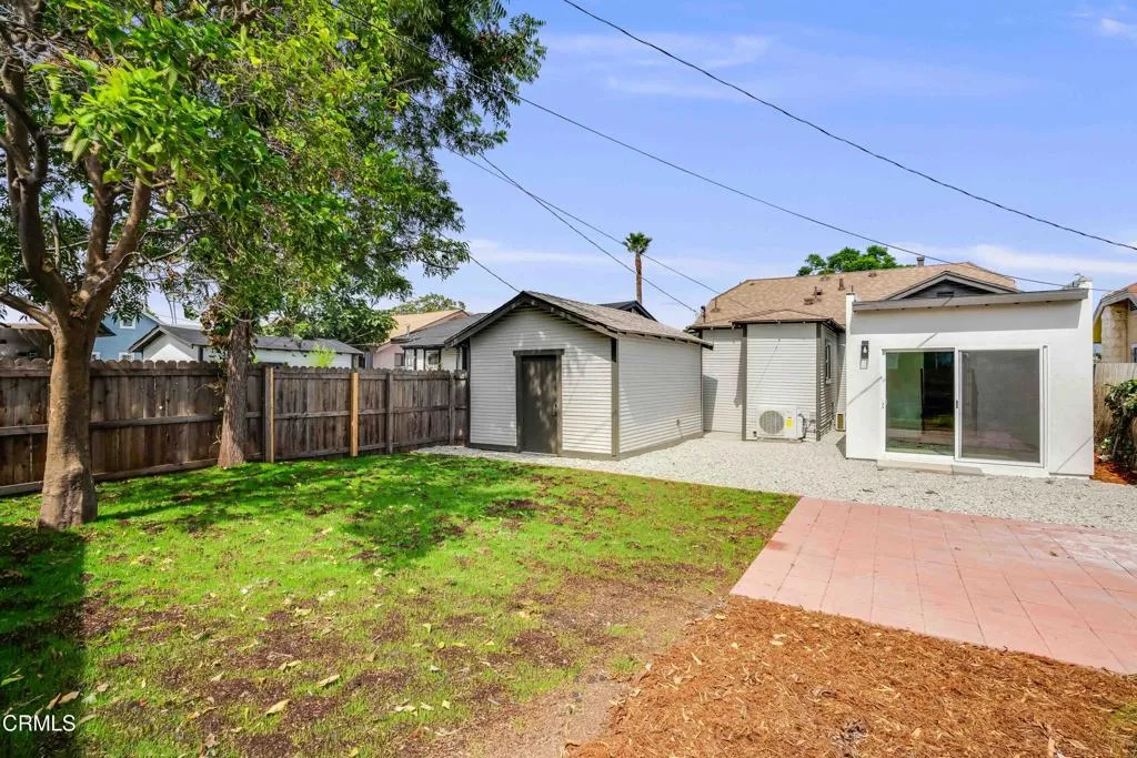 1210 W 70th Street, Los Angeles, California 90044 home-pic-7