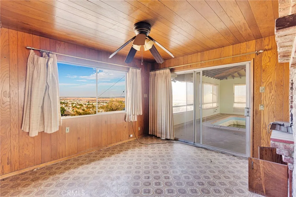 433 Highland Avenue, Barstow, California 92311 home-pic-13