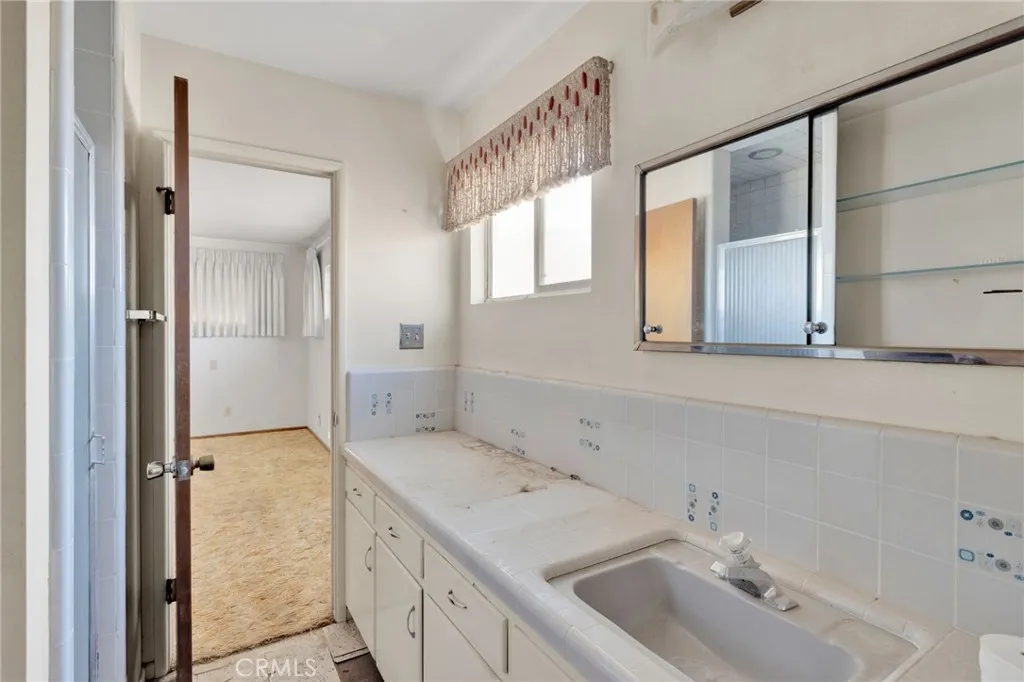 433 Highland Avenue, Barstow, California 92311 home-pic-23