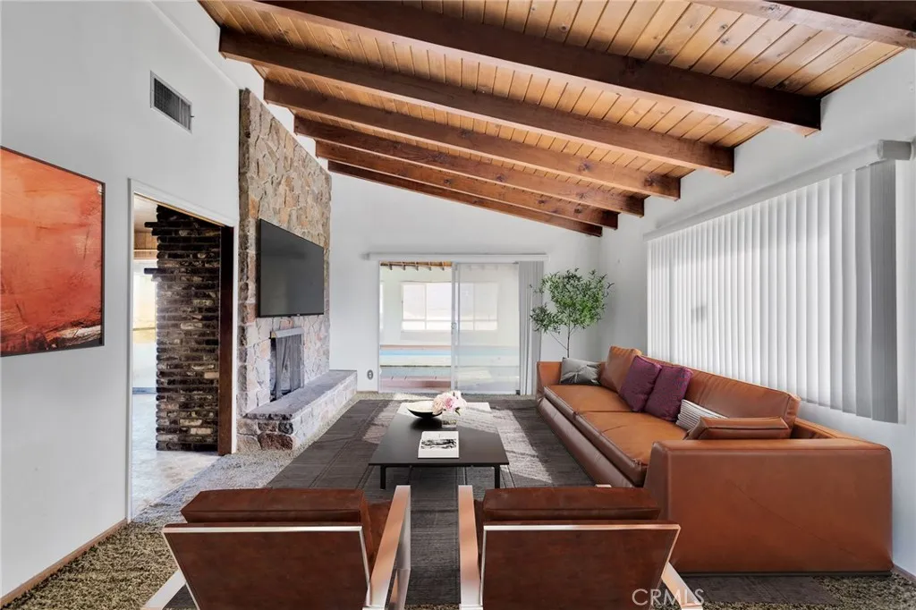 433 Highland Avenue, Barstow, California 92311 home-pic-9