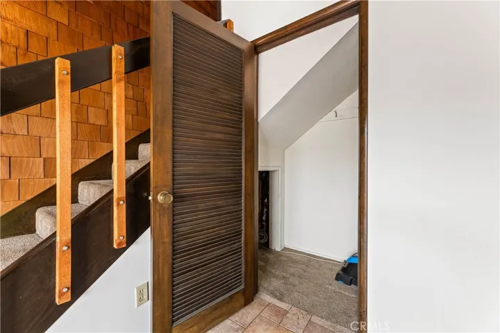 9063 Gotham Street, Downey, California 90241