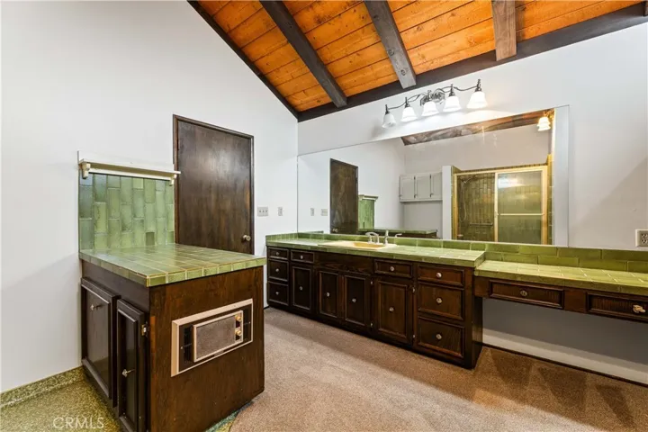 9063 Gotham Street, Downey, California 90241