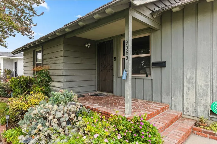 9063 Gotham Street, Downey, California 90241