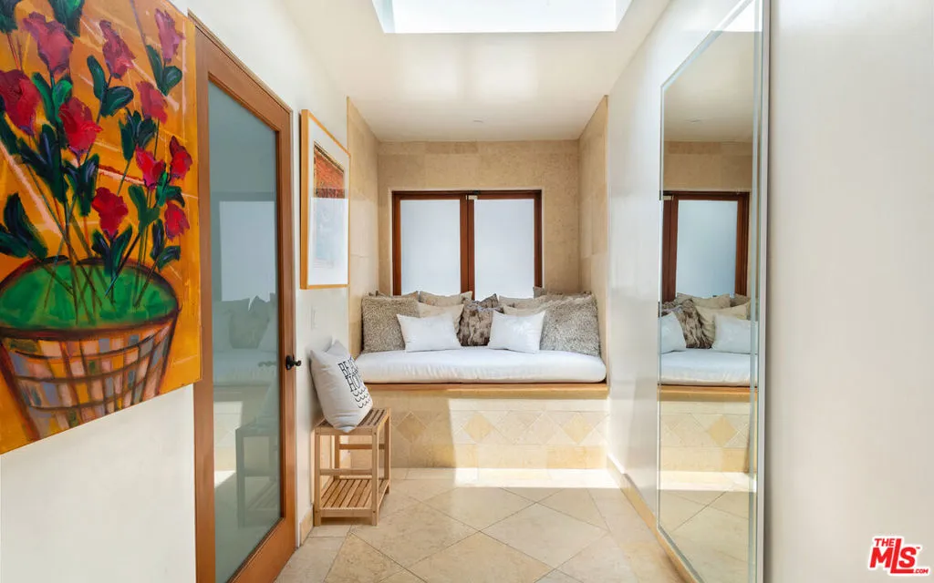 23018 Pacific Coast Highway, Malibu, California 90265 home-pic-29