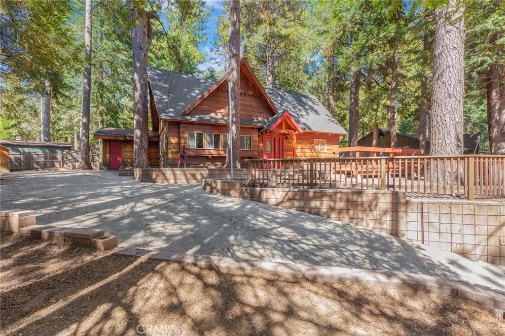 31308 Firwood, Running Springs, California 92382 home-pic-3