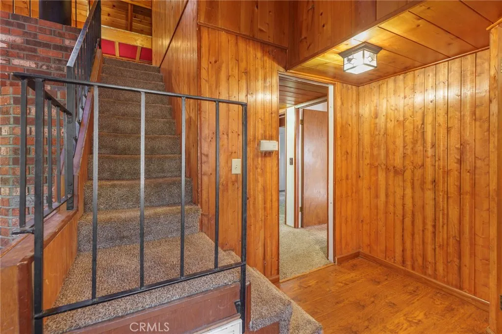 31308 Firwood, Running Springs, California 92382 home-pic-9