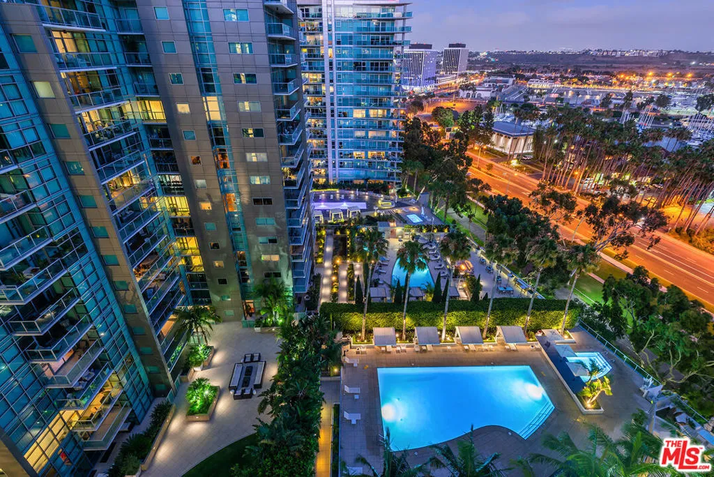 13700 Marina Pointe Drive 318, Marina Del Rey, California 90292 home-pic-61