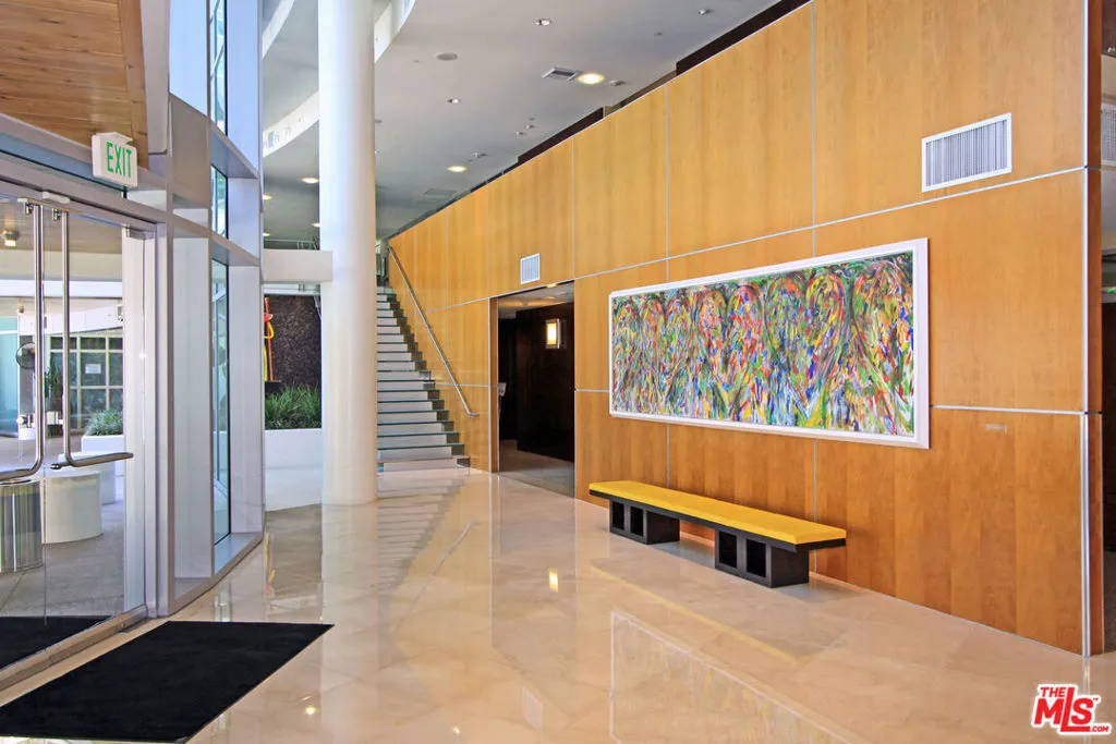 13700 Marina Pointe Drive 318, Marina Del Rey, California 90292 home-pic-4