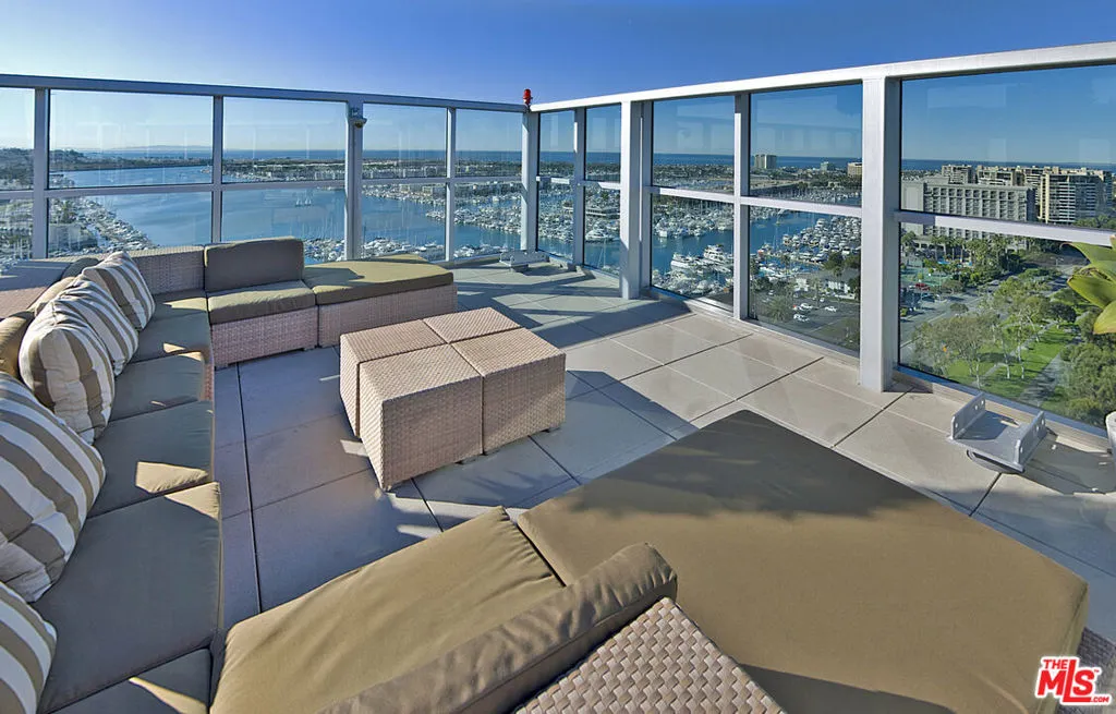 13700 Marina Pointe Drive 318, Marina Del Rey, California 90292 home-pic-66