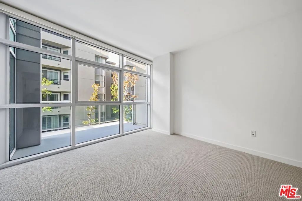13700 Marina Pointe Drive 318, Marina Del Rey, California 90292 home-pic-22