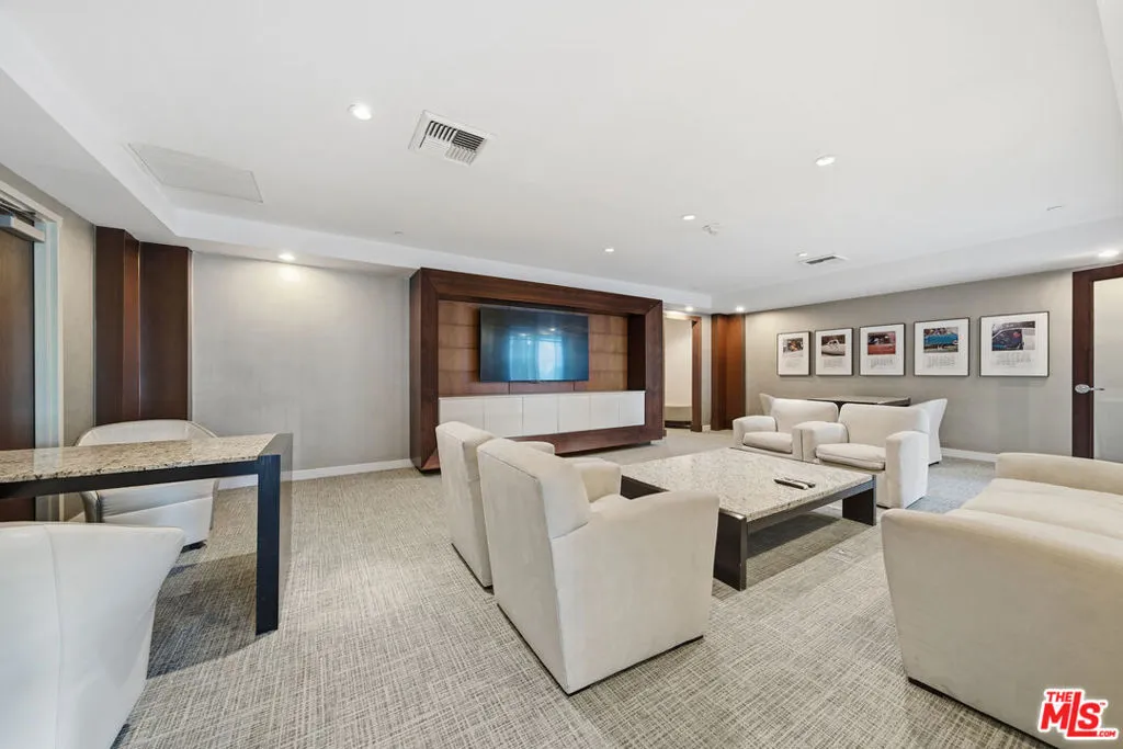 13700 Marina Pointe Drive 318, Marina Del Rey, California 90292 home-pic-42