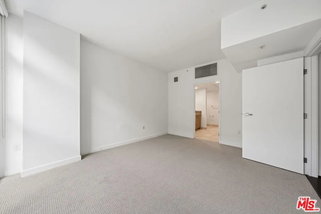 13700 Marina Pointe Drive 318, Marina Del Rey, California 90292 home-pic-23