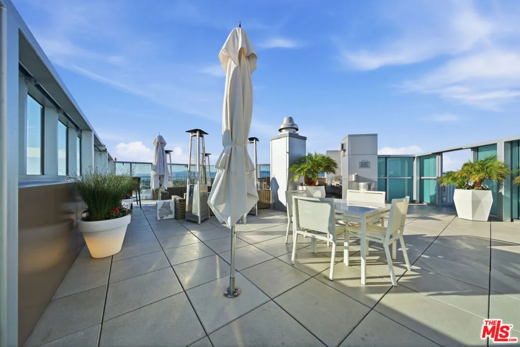 13700 Marina Pointe Drive 318, Marina Del Rey, California 90292 home-pic-69
