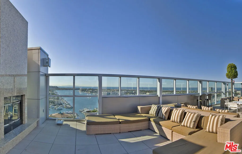 13700 Marina Pointe Drive 318, Marina Del Rey, California 90292 home-pic-67