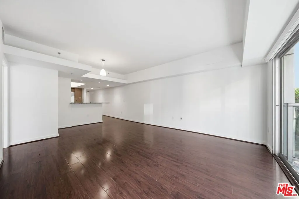 13700 Marina Pointe Drive 318, Marina Del Rey, California 90292 home-pic-14
