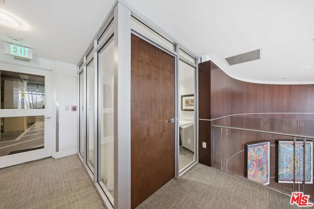 13700 Marina Pointe Drive 318, Marina Del Rey, California 90292 home-pic-38